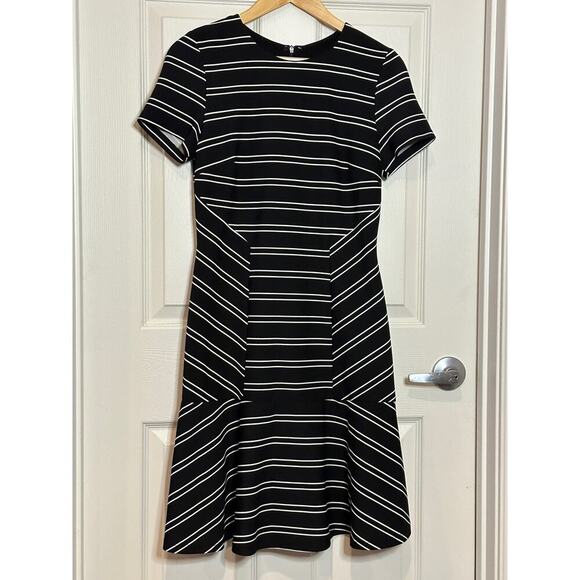 Hutch Eleanor Midi Short Sleeve Black/White Dress Size Small - Picture 2 of 8